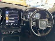 Volvo XC40 thumbnail