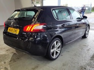 Peugeot 308 thumbnail