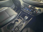 Hyundai Tucson thumbnail