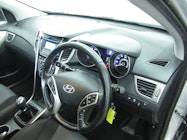 Hyundai i30 thumbnail