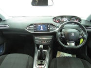 Peugeot 308 thumbnail