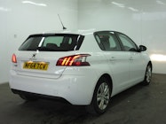 Peugeot 308 thumbnail