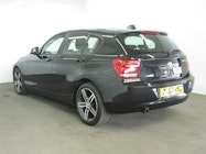 BMW 1 SERIES thumbnail