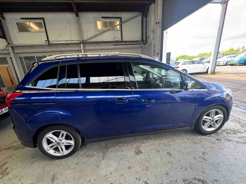 Ford Grand C-MAX
