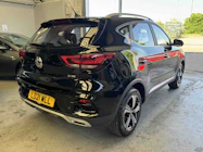 MG ZS thumbnail