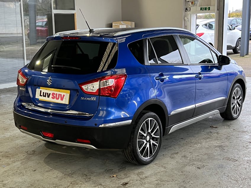 Suzuki SX4 S-CROSS