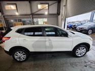Nissan Qashqai thumbnail