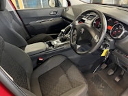 Peugeot 3008 thumbnail