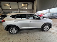 Hyundai Tucson thumbnail