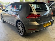 Volkswagen Golf thumbnail
