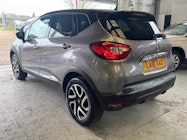 Renault Captur thumbnail