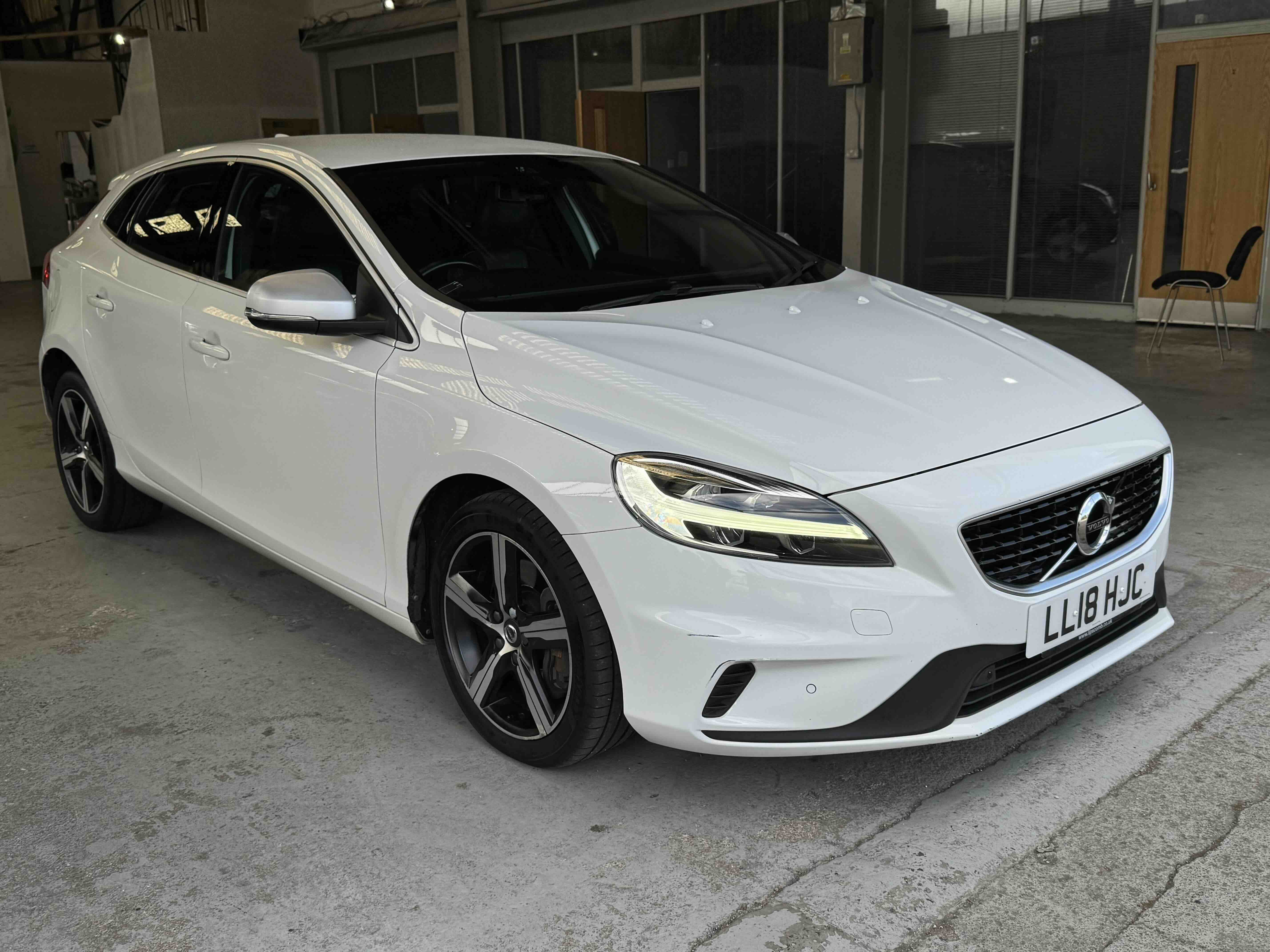 Volvo V40