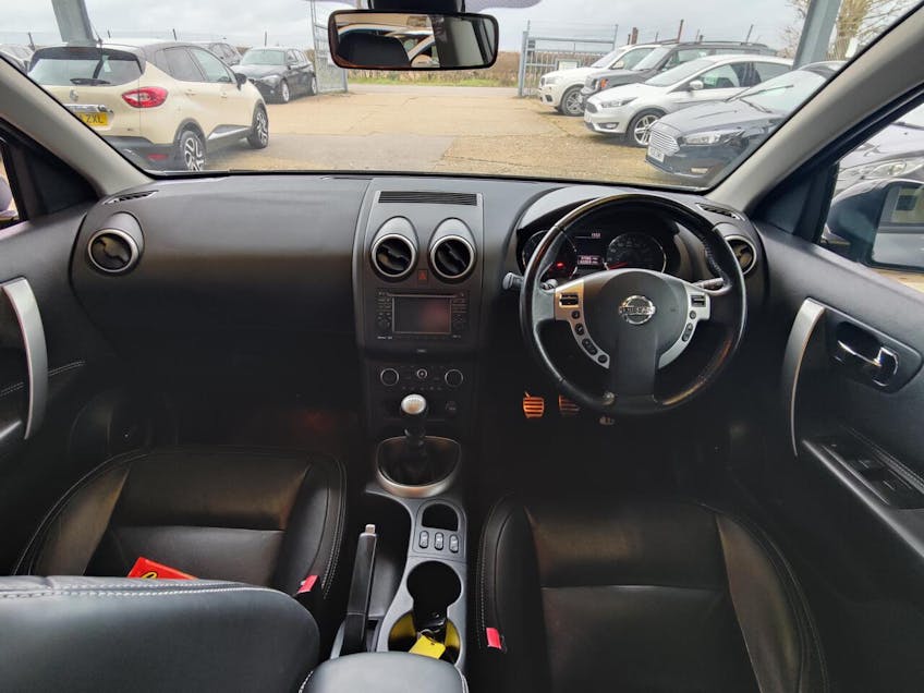 Nissan Qashqai Plus 2