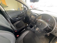 Renault Captur thumbnail