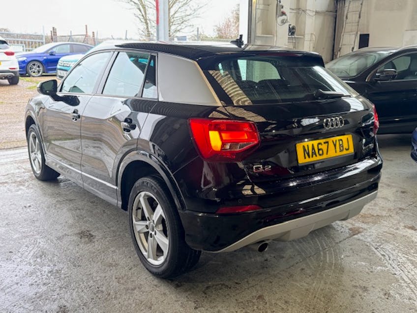 Audi Q2