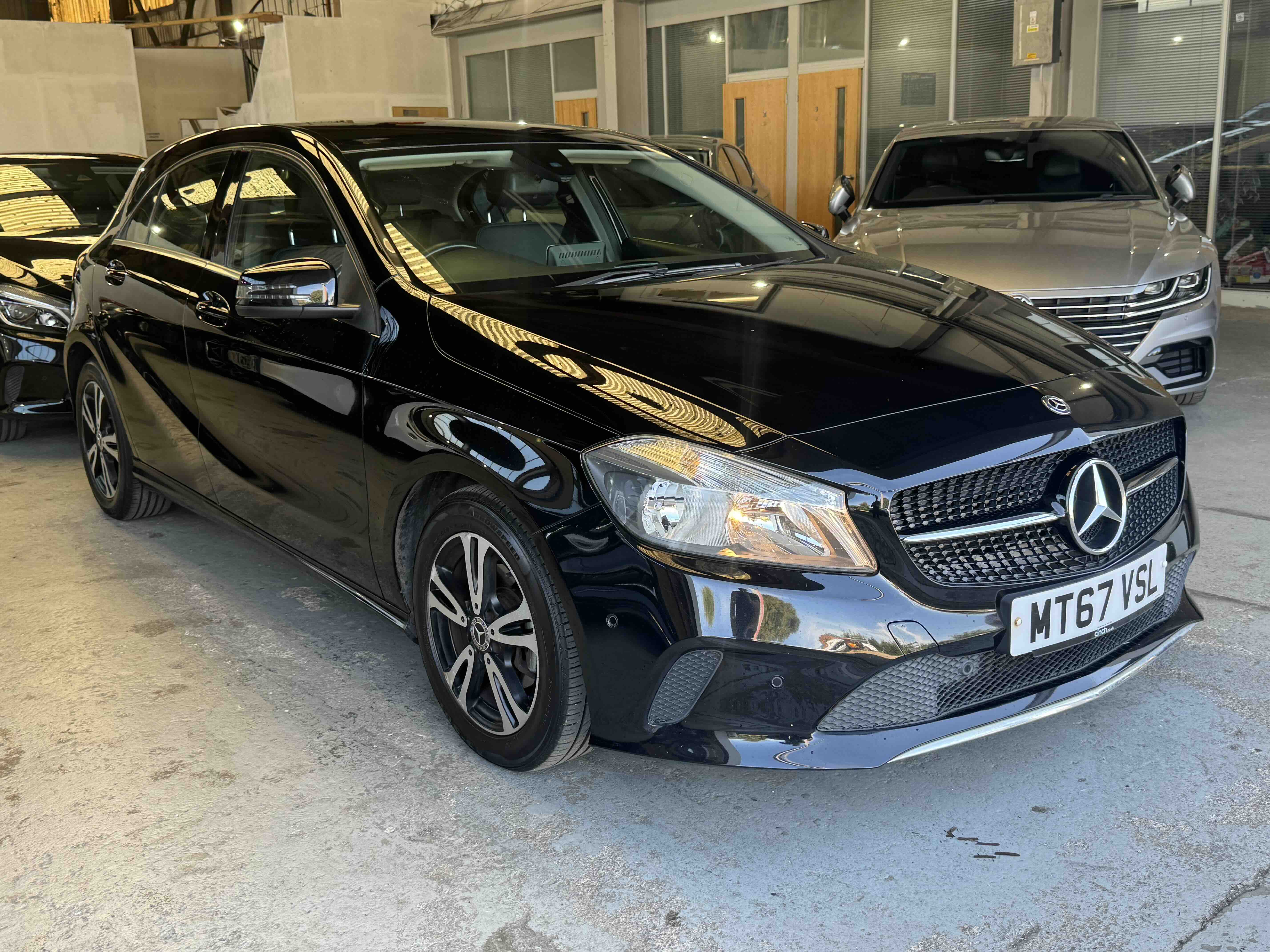 Mercedes-Benz A CLASS