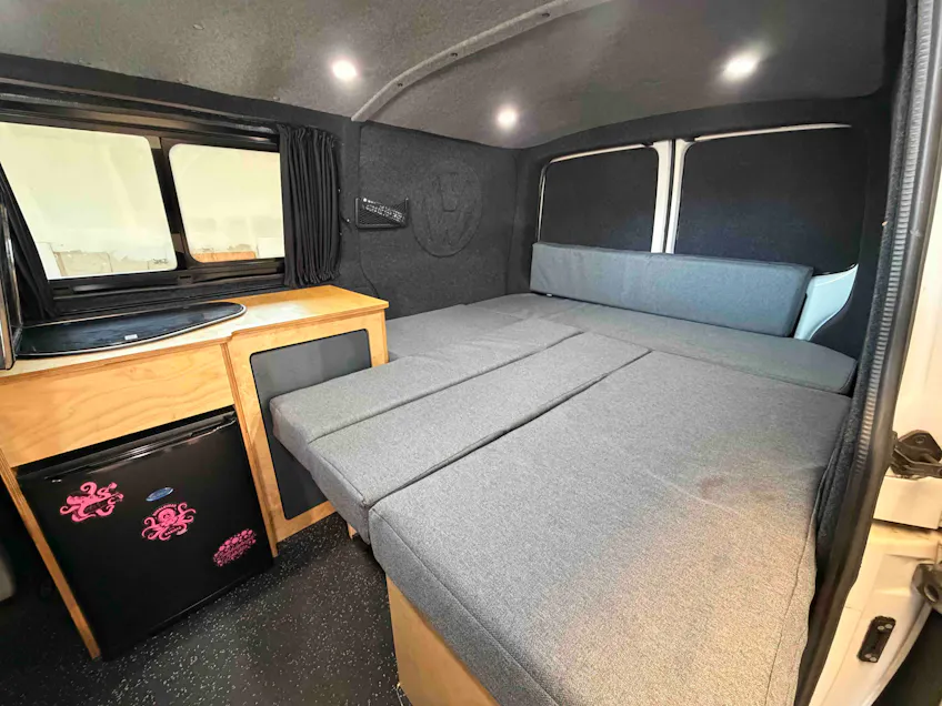 Volkswagen Transporter T28