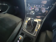 Volkswagen Golf thumbnail