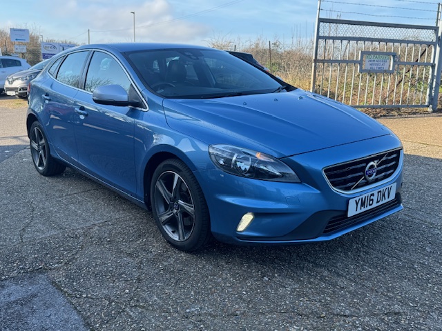Volvo V40