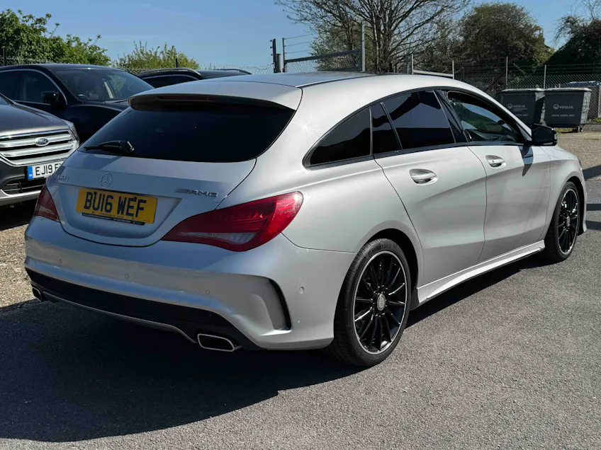Mercedes-Benz CLA
