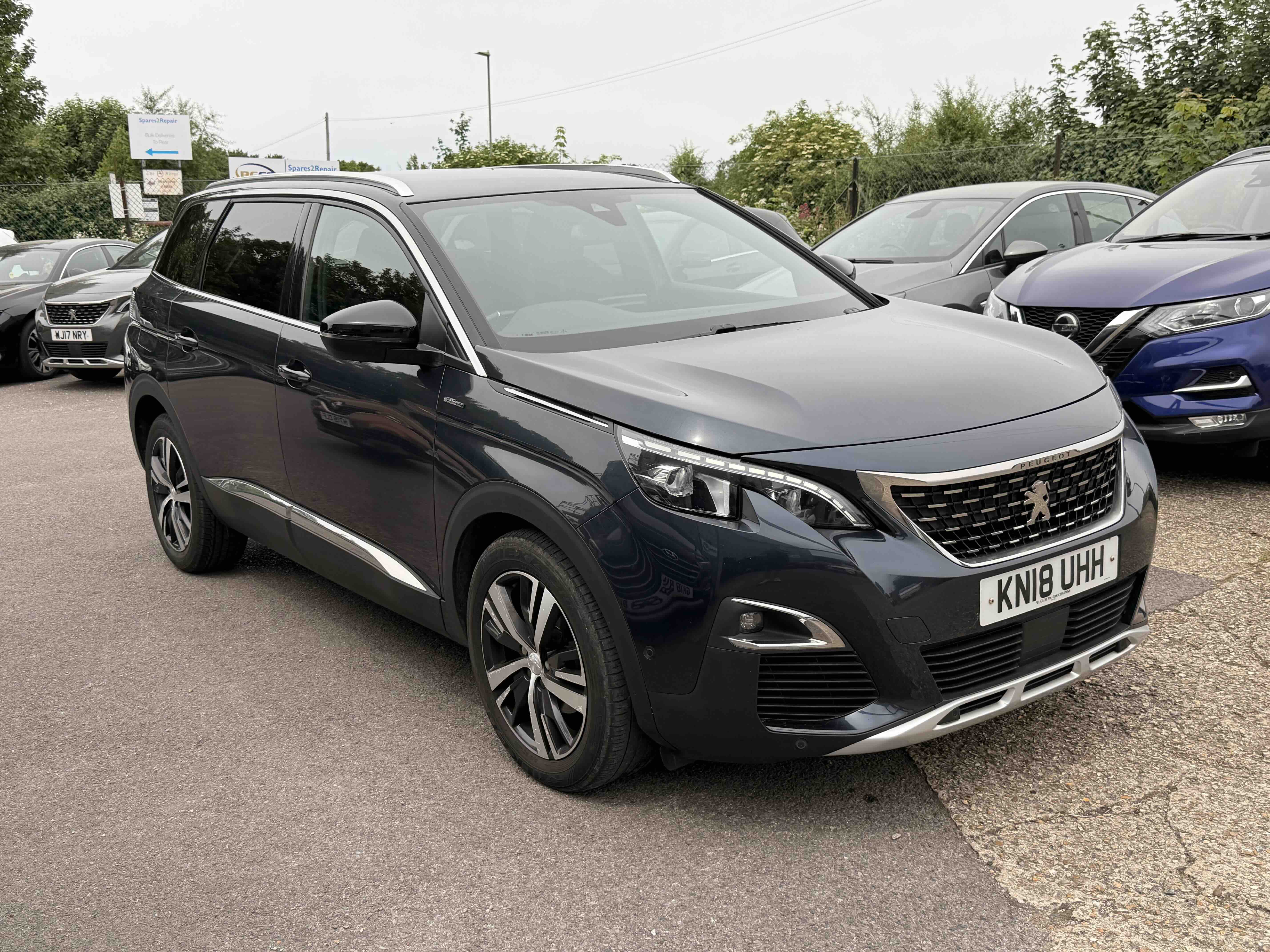Peugeot 5008