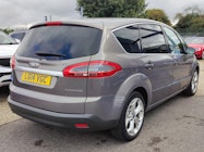 Ford S-MAX thumbnail