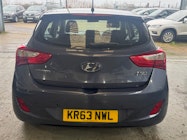 Hyundai i30 thumbnail