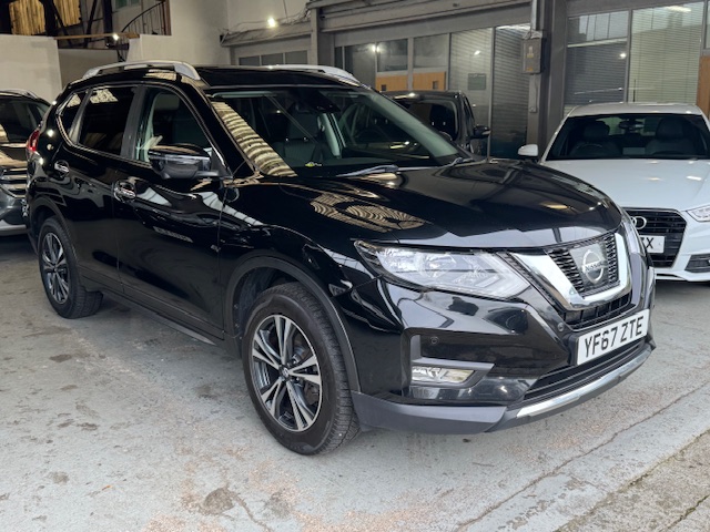 Nissan X-TRAIL