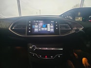 Peugeot 308 thumbnail