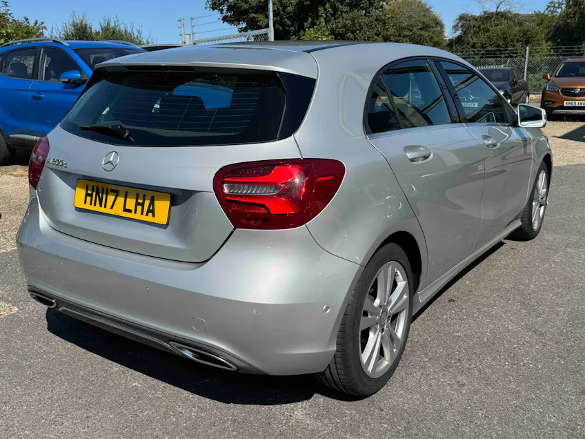 Mercedes-Benz A CLASS